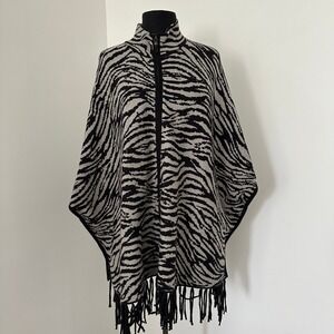 Christian Siriano Poncho Women OS Zebra Print Zip Front Fringe Gray Black